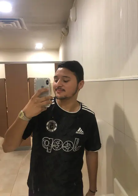 Я Edgar, 22, знакомлюсь на одну ночь в Сан-луис-рио-колорадо