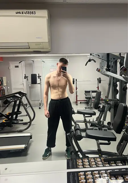 Я Данил, 20, знакомлюсь без обязательств в Тинмут