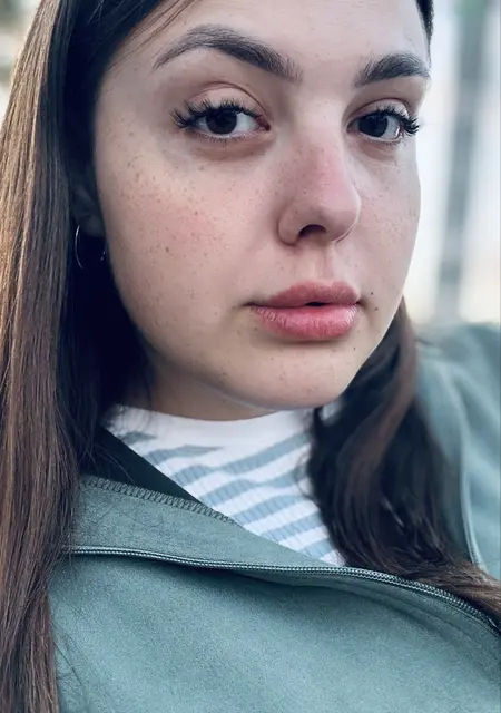 Я Алина, 24, из Мут, ищу знакомство для дружбы