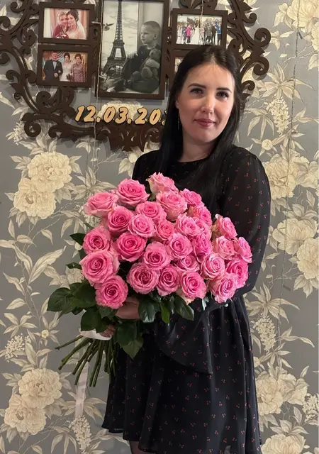 Я Алена, 28, знакомлюсь без обязательств в Берне
