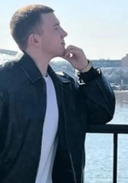 Я Денис, 18, знакомлюсь без обязательств в Кракове