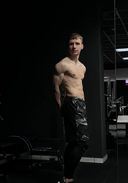 Діма з Луцьк, шукаю на сайті знайомства на одну ніч