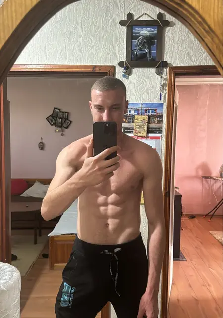 Yordan из Петрич, ищу на сайте открытые отношения