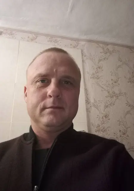 Я Дмитрий, 40 років, знайомлюсь для вірт у Маріуполі