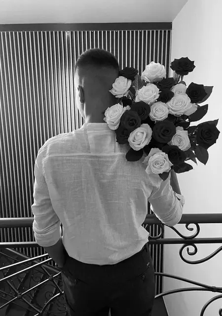 Я Сергій, 20 років з Львова, шукаю знайомства на одну ніч