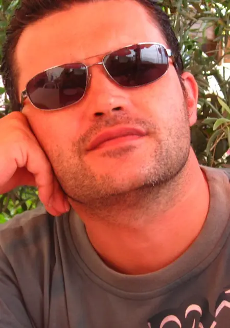 Albert de Barcelona, tengo 46 años, listo para conocer para lío de una noche