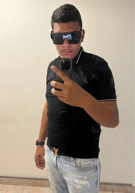 Paja Ytzz из Праги, мне 19, познакомлюсь на одну ночь