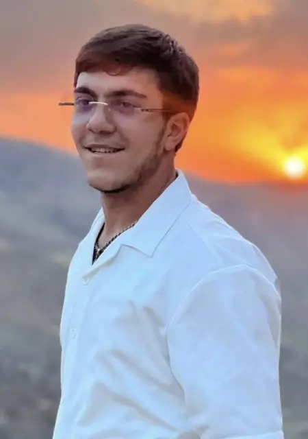 Я Vahe, 20, знакомлюсь на одну ночь в Ереване