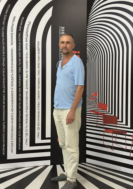 Сергей из Бракнел, ищу на сайте открытые отношения