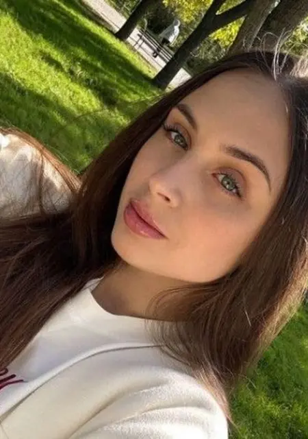 Лера з Київ, шукаю на сайті знайомства на одну ніч