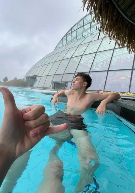 Roman из Варшавы, ищу на сайте знакомства на одну ночь