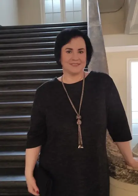 Anna з Львова, мені 45 років, познайомлюсь для спілкування