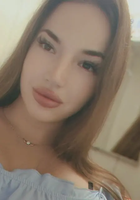 Ксения из Минска, мне 20, познакомлюсь на одну ночь