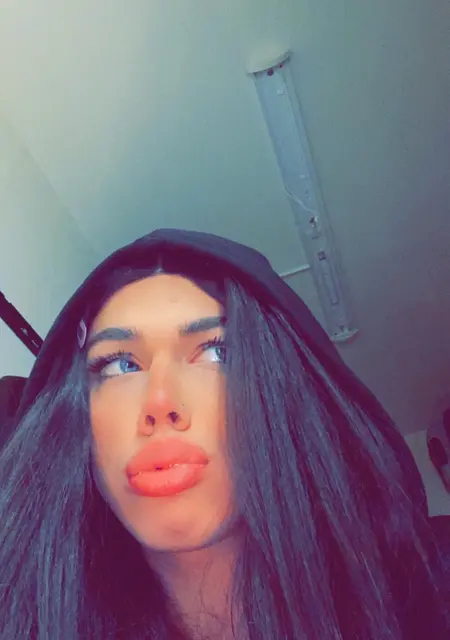 Я Moderated, 23, из Ломма, ищу знакомство для приятного времяпровождения