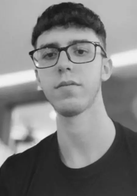 Dany из Мадрида, мне 18, познакомлюсь для общения