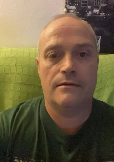 Iñigo de Sevilla, busco en el sitio pasatiempo agradable