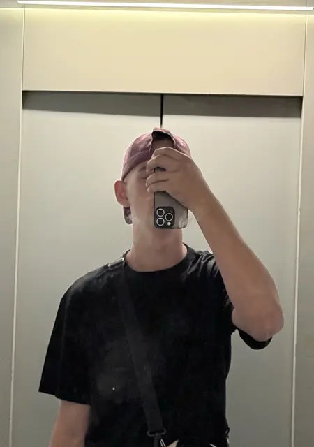 Тима из Лондона, ищу на сайте знакомства без обязательств