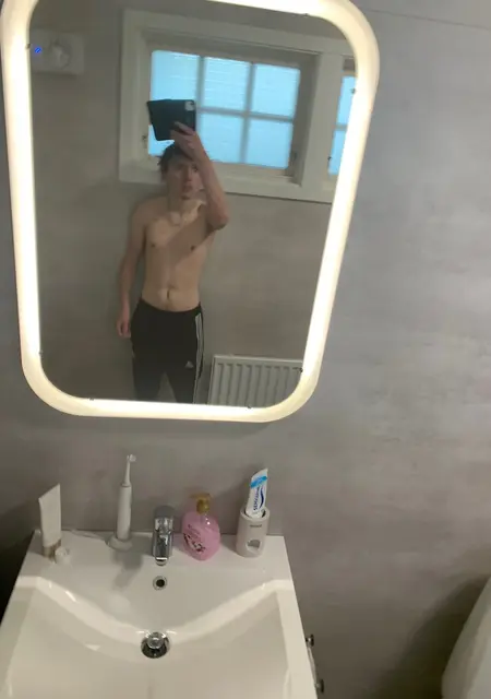 Я David, 23, из Векшя, ищу знакомство для постоянных отношений