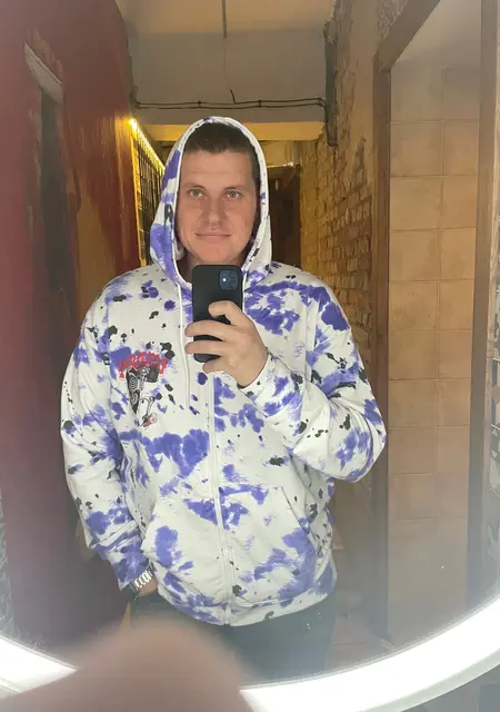 Я Андрій, 25, из Киева, ищу знакомство для постоянных отношений