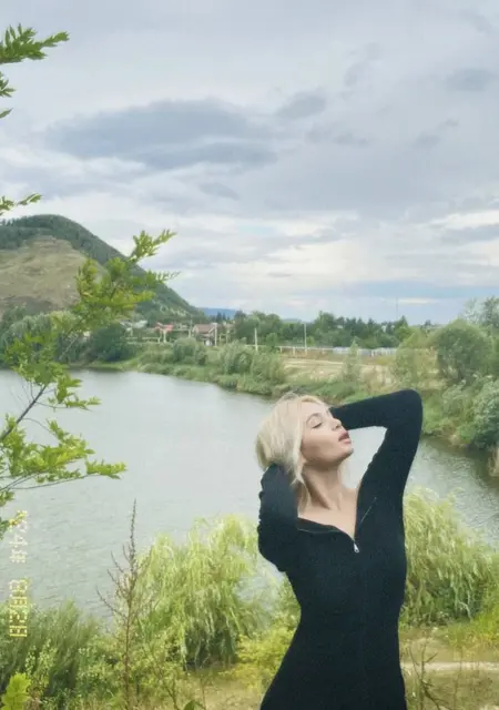 Я Никуся, 20, знакомлюсь для открытые отношения в Бухаресте