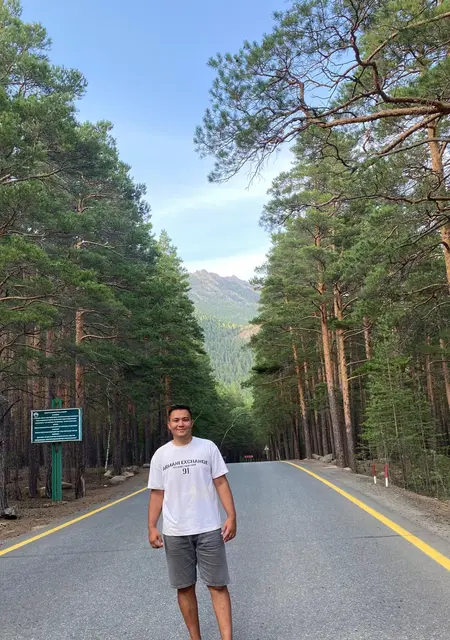 Я Темирлан, 26, знакомлюсь на одну ночь в Темиртау