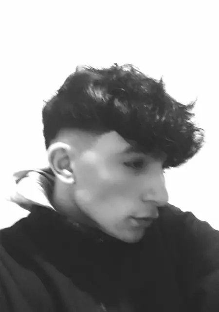 Я Tony, 24, из Тудела, ищу знакомства на одну ночь