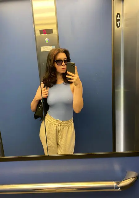 Я Nasta, 21, из Билефельда, ищу знакомство для общения