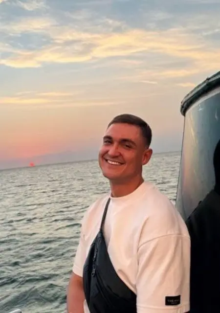 Я Максим, 33, знакомлюсь без обязательств в Амстердаме