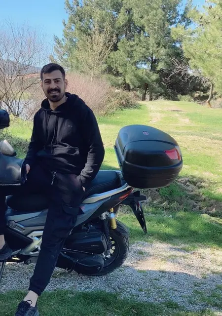 Я Fahrettin, 27, из Измира, ищу знакомство для дружбы