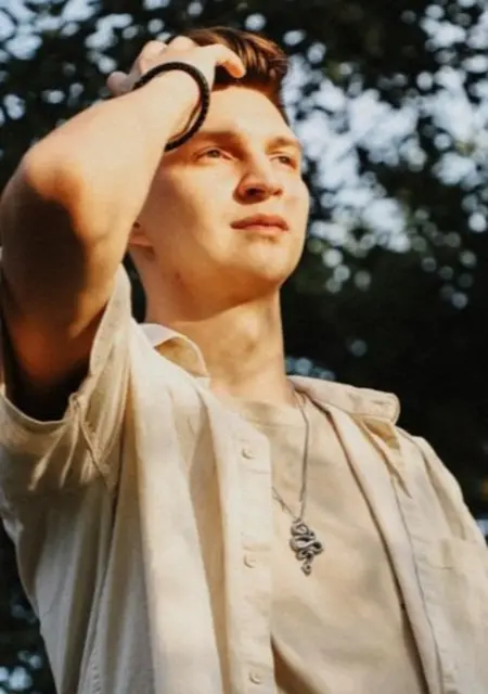 Денис из Тирасполя, мне 23, познакомлюсь для вирта