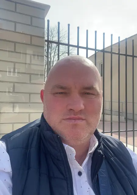 Олександр из Легница, мне 47, познакомлюсь для совместных путешествий