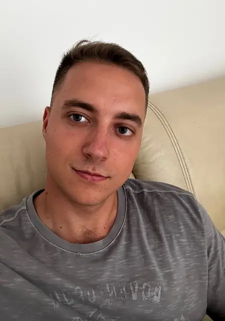 Roman из Тигина, мне 27, познакомлюсь для постоянных отношений