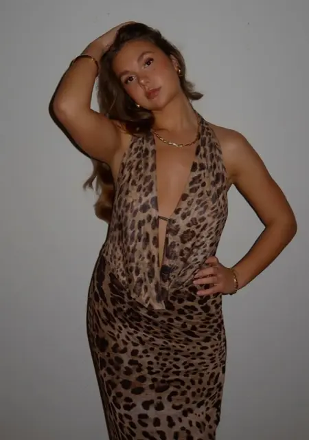 Маша из Парижа, ищу на сайте общение