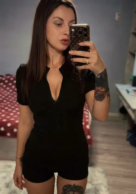 Я Кристина, 23, из Алматы, ищу знакомство для дружбы