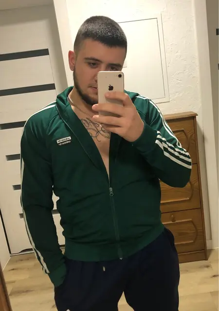 Igor из Вуппертали, ищу на сайте общение