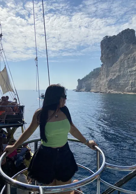 Я Lora, 26, из Анталии, ищу знакомство для общения