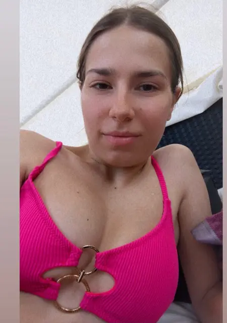 Я Dya, 19, знакомлюсь без обязательств в Бузэу