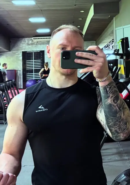 Eduard из Новополоцка, ищу на сайте приятное времяпровождение