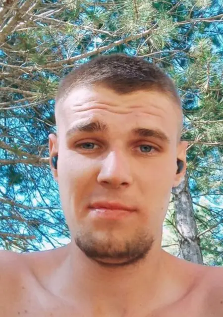 Dima з Києва, мені 27 років, познайомлюсь на одну ніч