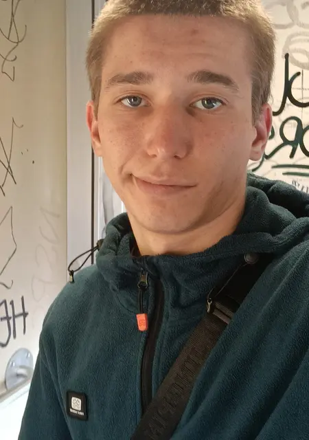 Max из Зейст, мне 18, познакомлюсь на одну ночь