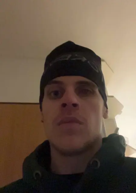 Я Chris, 21, из Стокгольма, ищу знакомства без обязательств