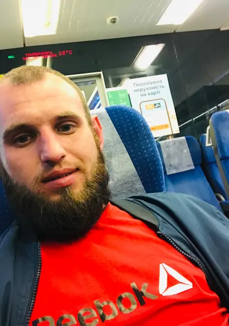 Я Владислав, 28, из Александрии, ищу знакомство для постоянных отношений