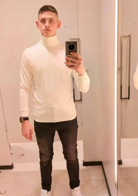 Кирилл из Кобрина, мне 24, познакомлюсь для общения