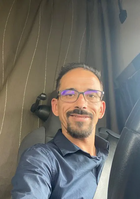 Henriquez de Madrid, tengo 42 años, listo para conocer para relación abierta