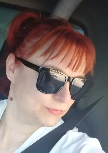 Алена з Київ, шукаю на сайті вірт