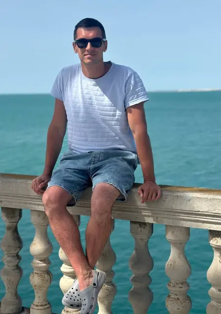 Serhii из Аликанте, ищу на сайте постоянные отношения