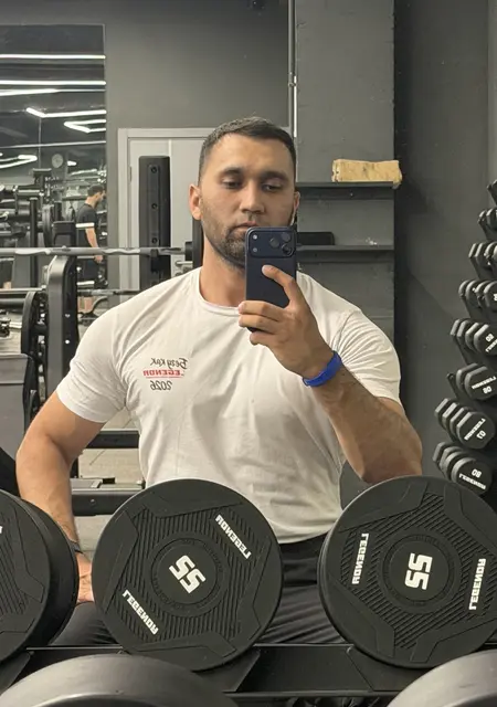 Азиз из Ташкента, ищу на сайте дружбу