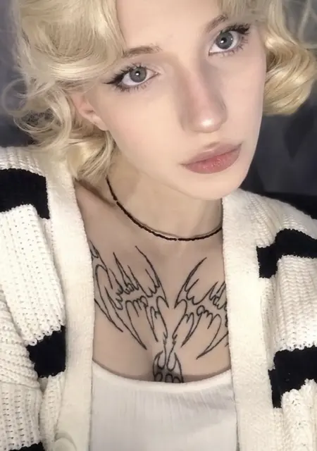 Я Dasha, 20, из Алматы, ищу знакомство для приятного времяпровождения