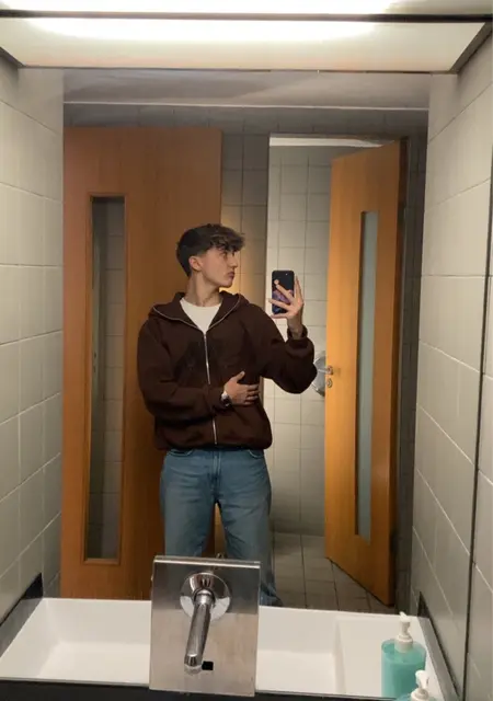 Steve из Писек, ищу на сайте знакомства на одну ночь