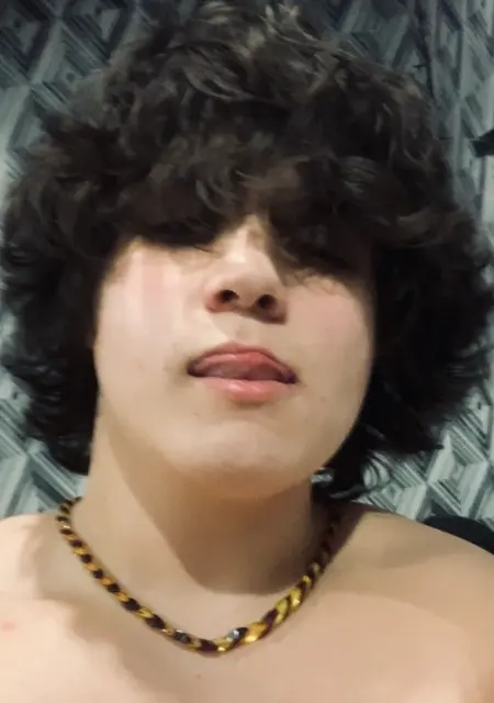 Misha from Newport, looking for one-night stand